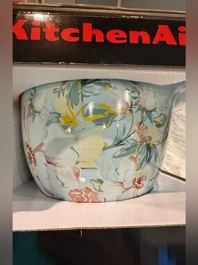 KitchenAid Floral Ceramic Mixing Bowl, food grinder and flex edge beater. Nib